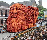 Trek.Today search results: Bloemencorso, Flower Parade Pageant, Netherlands