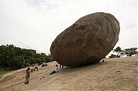 World & Travel: Butterball of Lord Krishna, Mahabalipuram, Kancheepuram, Tamil Nadu, India