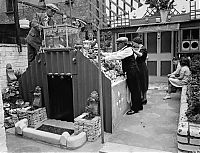 History: World War II photography, Anderson shelter