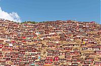 World & Travel: Larung Gar Valley, Sêrtar County of Garzê, Tibet, Kham, China